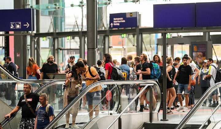 How to Keep Your Luggage Safe During the World Cup